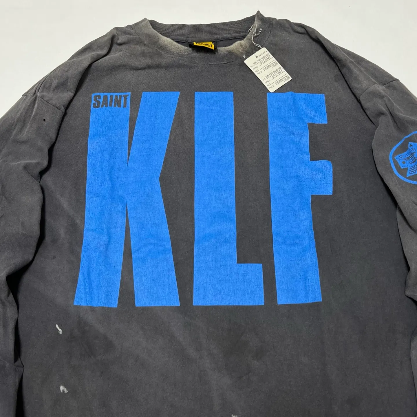 SAINT Mxxxxxx × The KLF BLUE KLF_LS TEE KLF/BLK Blue KLF tape recorder long sleeves Wash black S-XL Completely aligned Tube weaving without side seam fabric Garment dyeing Maliu water fading and distressing Simulated sun washing and fading treatment Natural and perfect fading Hand-made holes and frayed Ink splashing treatment Extremely heavy work Correct main mark/wash mark/little angel anti-counterfeiting mark